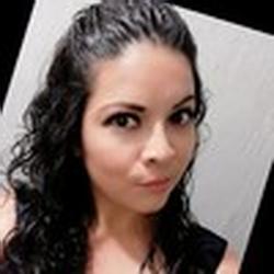 MISHELLE VALENCIA MORENO